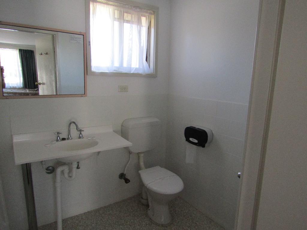 Hanging Rock Family Motel Batemans Bay Dış mekan fotoğraf